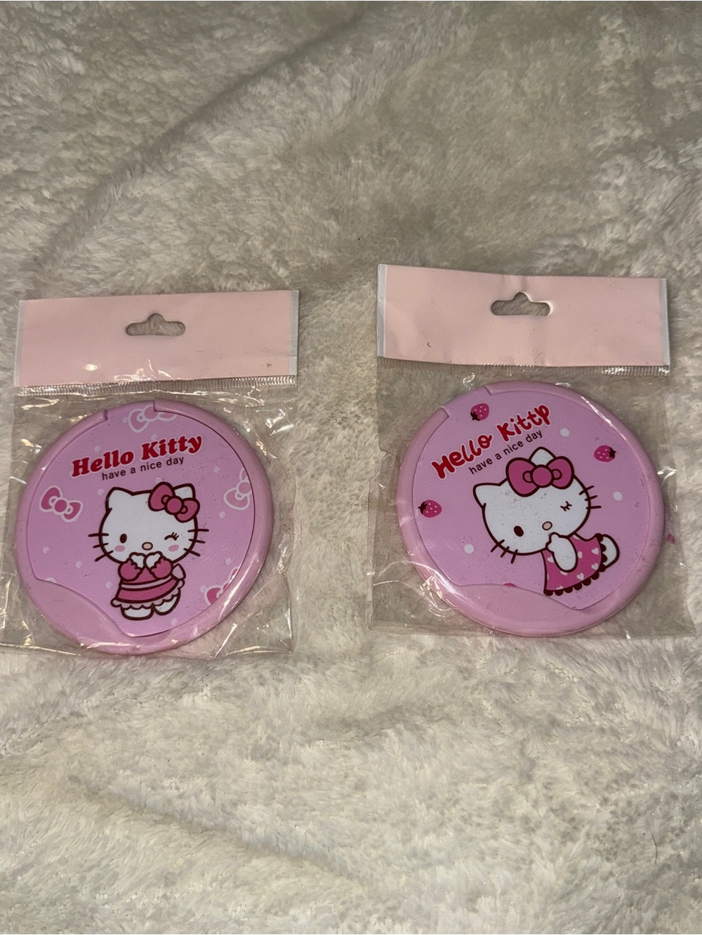 Hello Kitty Pink Dual Compact Mirror Set